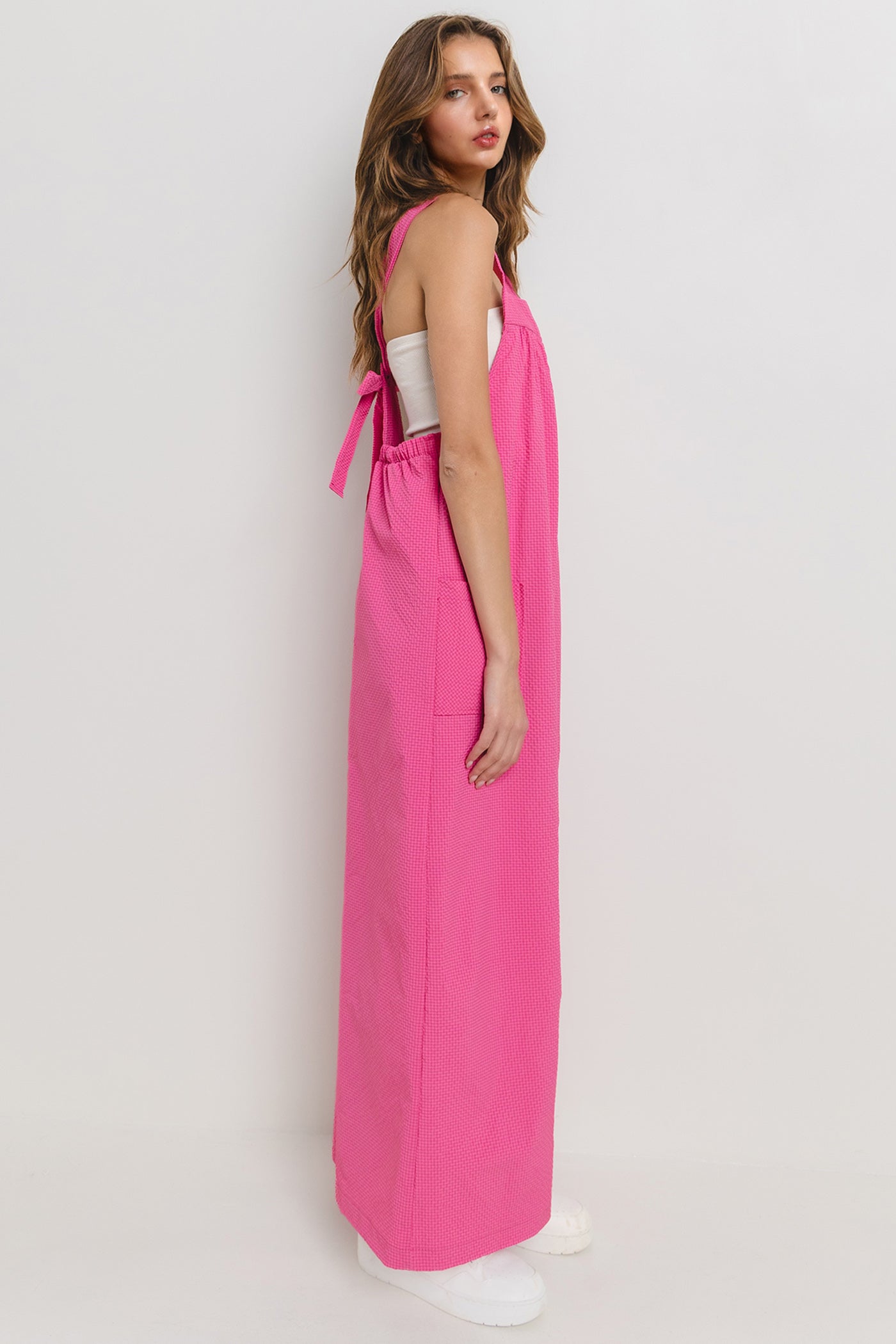 Wide-Leg Pocketed Jumpsuit – Effortless & Bold One-Piece