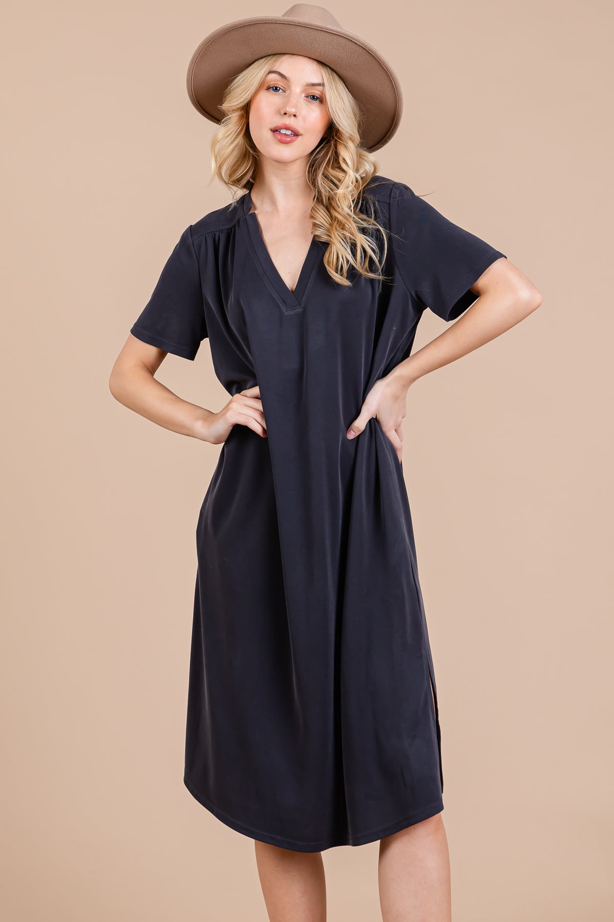Locker geschnittenes Midikleid aus Modal-Piqué mit Taschen