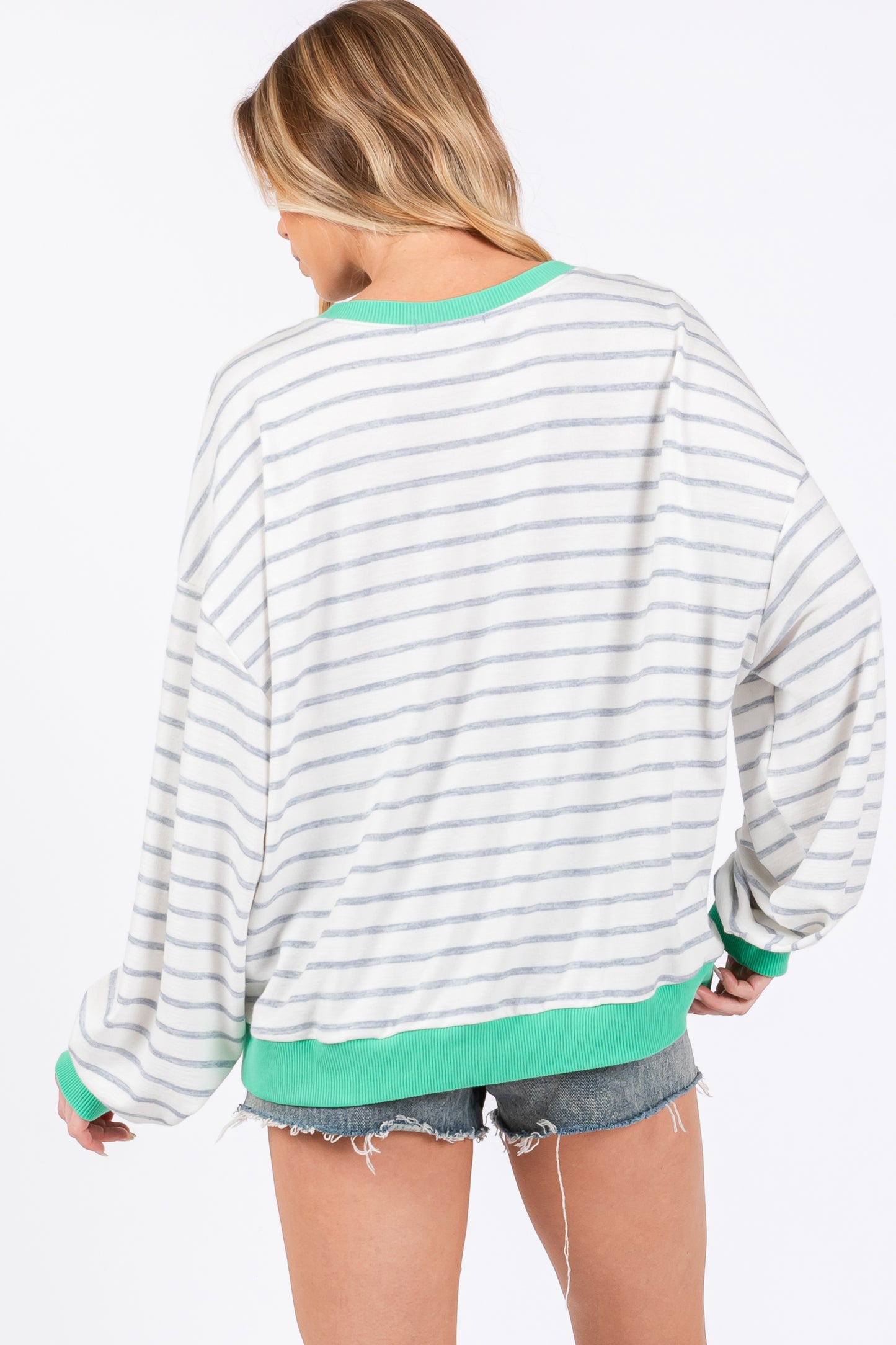 Pull oversize rayé – Look décontracté et confortable au quotidien