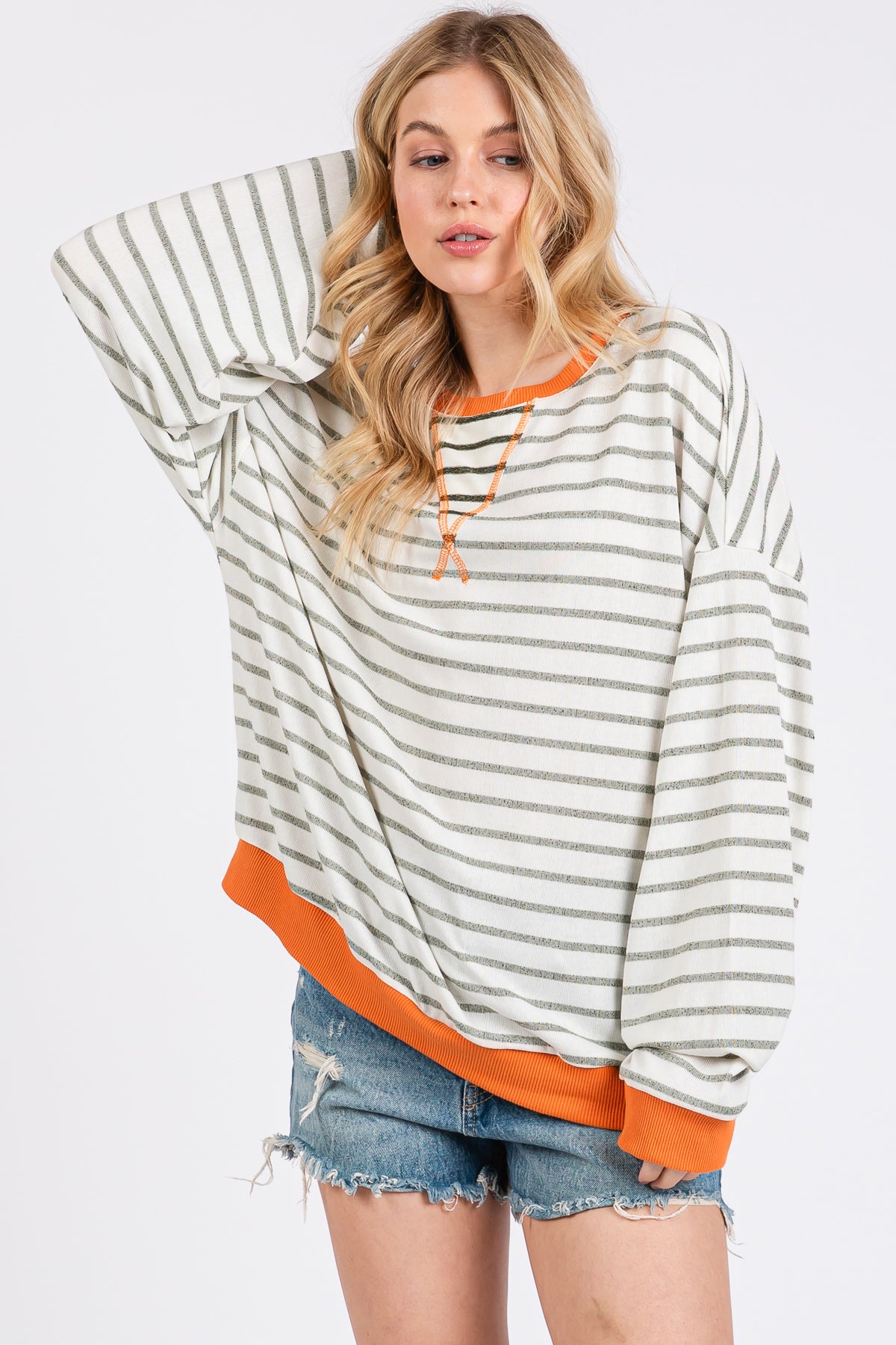 Pull oversize rayé – Look décontracté et confortable au quotidien