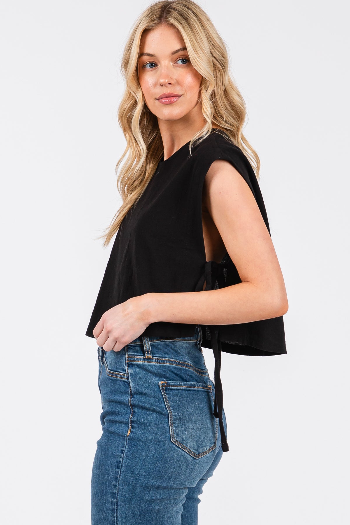 Side Tie Linen Crop Top – Minimal & Breezy