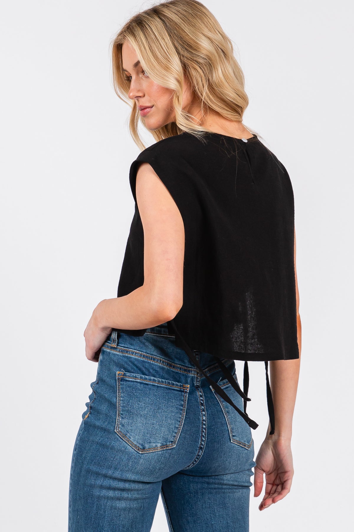 Side Tie Linen Crop Top – Minimal & Breezy